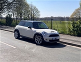 Mini Hatch Image 4
