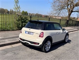 Mini Hatch Image 6