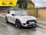 Mini Hatch Image 1