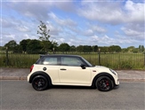 Mini Hatch Image 5