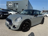 Mini Hatch Image 2