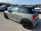 Mini Hatch Image 4