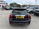 Mini Hatch Image 6