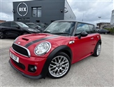 Mini Hatch Image 2