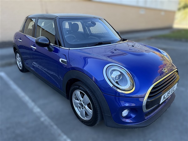 Large image for the Used Mini Hatch