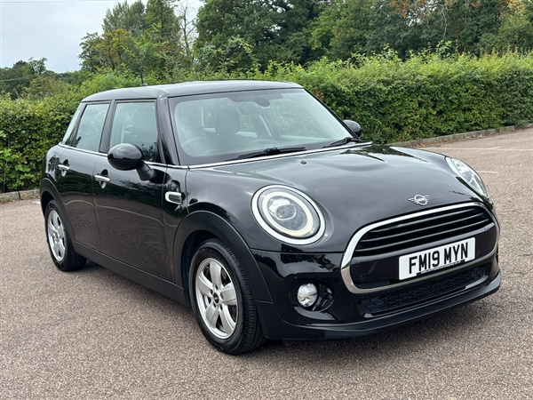 Large image for the Used Mini Hatch