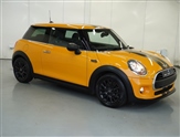 Mini Hatch Image 2