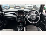 Mini Hatch Image 4