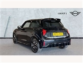 Mini Hatch Image 3