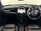 Mini Hatch Image 4
