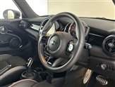 Mini Hatch Image 6
