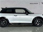 Mini Hatch Image 3