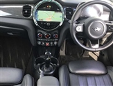 Mini Hatch Image 4