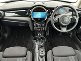 Mini Hatch Image 4