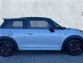 Mini Hatch Image 3