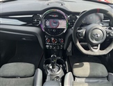 Mini Hatch Image 4
