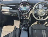 Mini Hatch Image 4