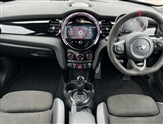 Mini Hatch Image 4
