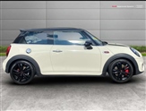 Mini Hatch Image 5