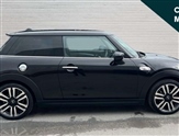 Mini Hatch Image 2