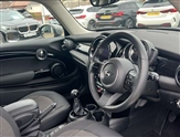 Mini Hatch Image 6