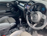 Mini Hatch Image 6