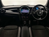 Mini Hatch Image 4