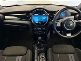 Mini Hatch Image 4