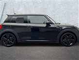 Mini Hatch Image 3