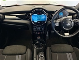 Mini Hatch Image 4