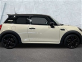 Mini Hatch Image 3