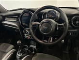 Mini Hatch Image 4