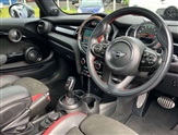 Mini Hatch Image 6