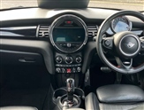 Mini Hatch Image 4