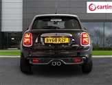Mini Hatch Image 6