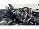 Mini Hatch Image 6