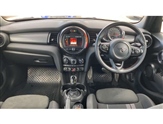 Mini Hatch Image 4