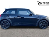 Mini Hatch Image 4