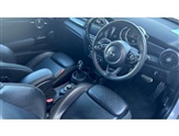 Mini Hatch Image 6