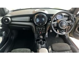 Mini Hatch Image 4