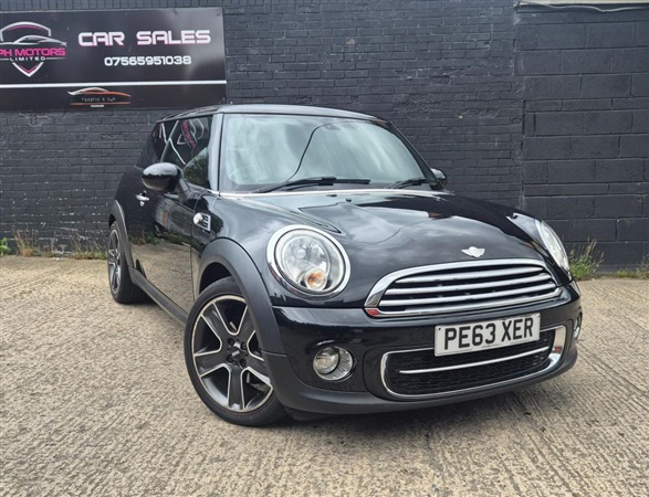 Large image for the Used Mini Hatch