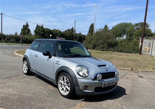 Large image for the Used Mini Hatch