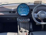 Mini Hatch Image 4
