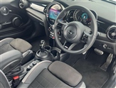 Mini Hatch Image 6