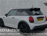 Mini Hatch Image 2
