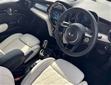Mini Hatch Image 6