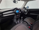 Mini Hatch Image 6