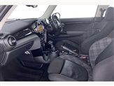 Mini Hatch Image 2