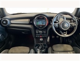 Mini Hatch Image 4