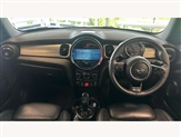 Mini Hatch Image 4